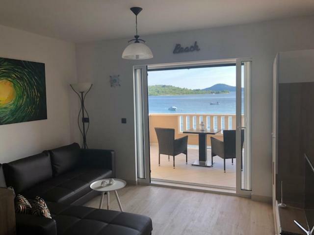 Apartmani Irina Vodice Eksteriør billede
